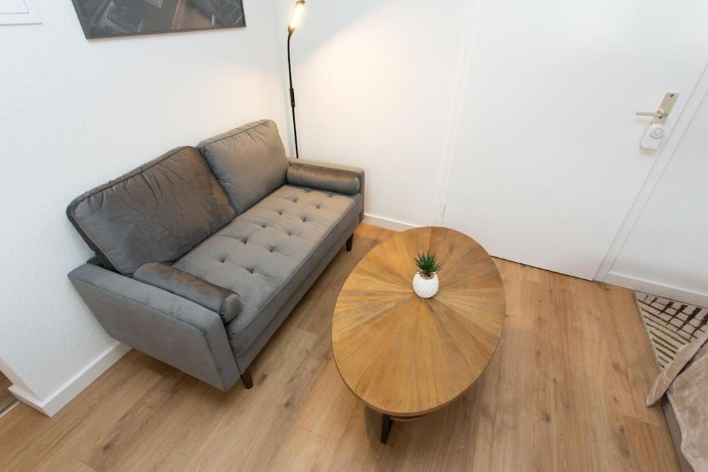 Apartment Gorilla Im Zentrum Mit Schnellem Wifi & Stadtblick 3rd Floor *